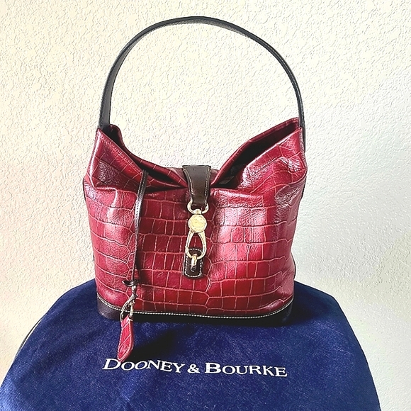 Dooney & Bourke Red Croc Embossed Leather Logo Lock Sac Hobo Shoulder Bag - Picture 1 of 14